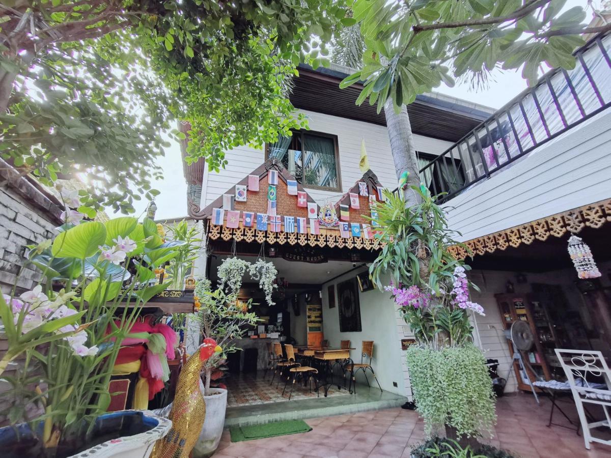 Tavee Guesthouse Bangkok Exterior foto